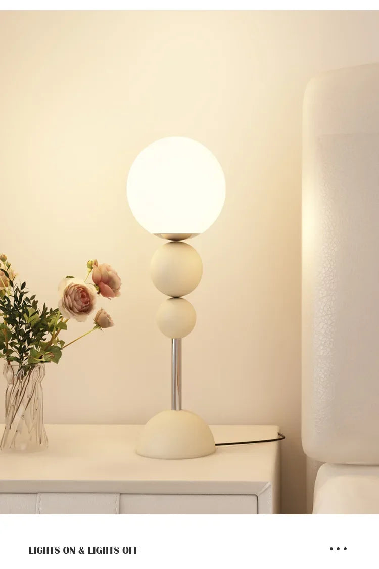 Retro Pop Red Bubble Sphere Table Lamp - Nordic Modern Bedside Orb Night Light