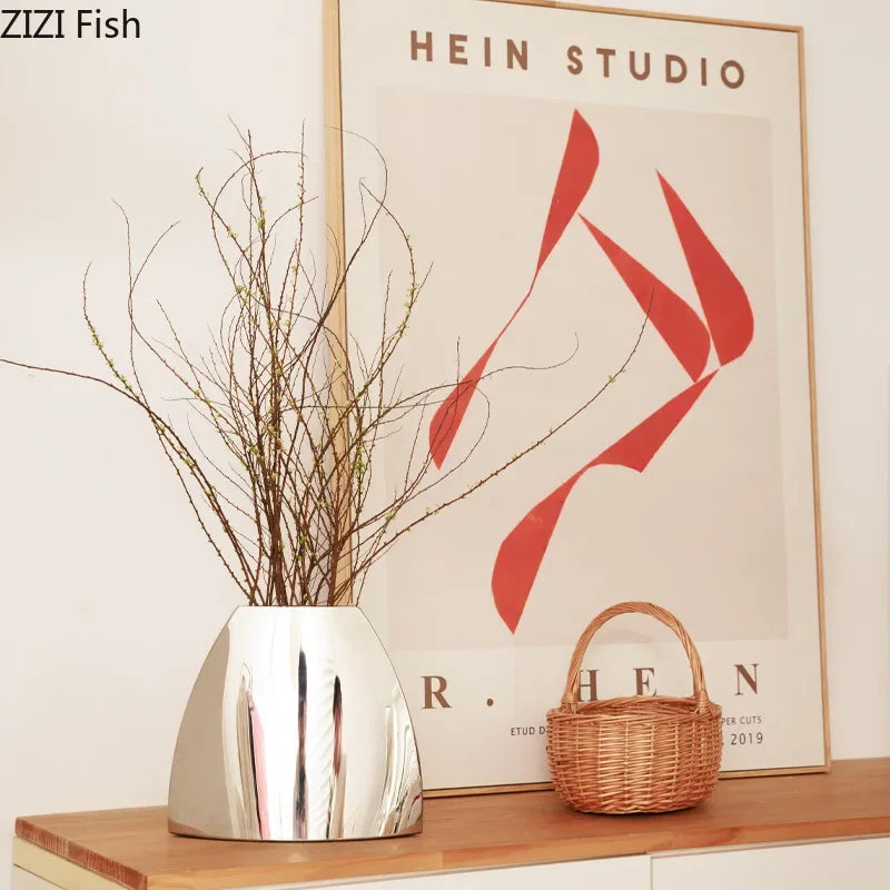 Modern Silver Chrome Arch Vase - Abstract Mirror Finish Floral Decor